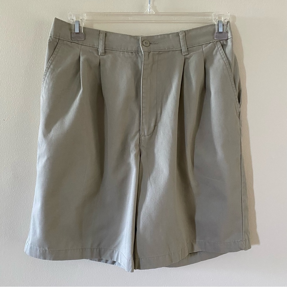 PURITAN - MEN'S BEIGE PLEATED FRONT KHAKI CHINO SHORTS - SIZE 34 - POCKETS
